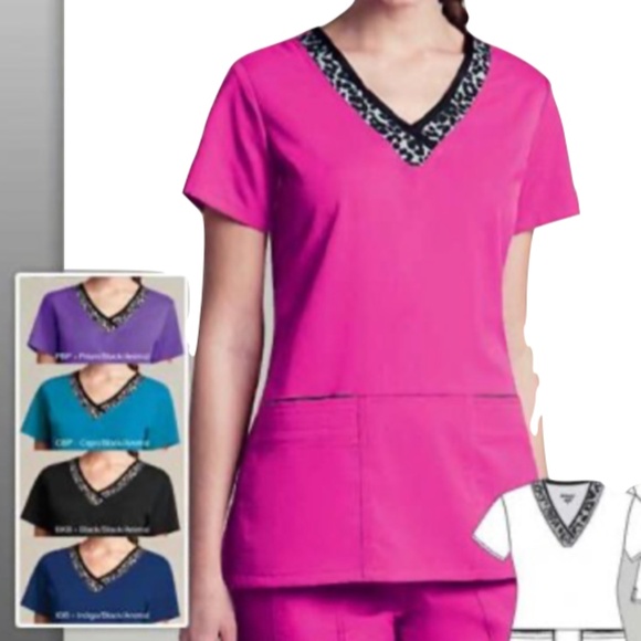 Barco GREY'S ANATOMY™ ACTIVE 41400 ANIMAL PRINT TRIM V-NECK TOP - Picture 11 of 11